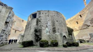 Mausoleo di Augusto, Mausoleo di Augusto visto dal retro