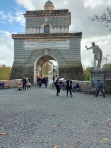 Via Cassia, L'ingresso di Ponte Milvio a Roma