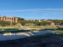 Via Appia, Il Palatino e sullo sfondo a destra piazza di Porta Capena