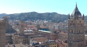 Turrita Bologna, Panoramica sulle torri medioevali di Bologna